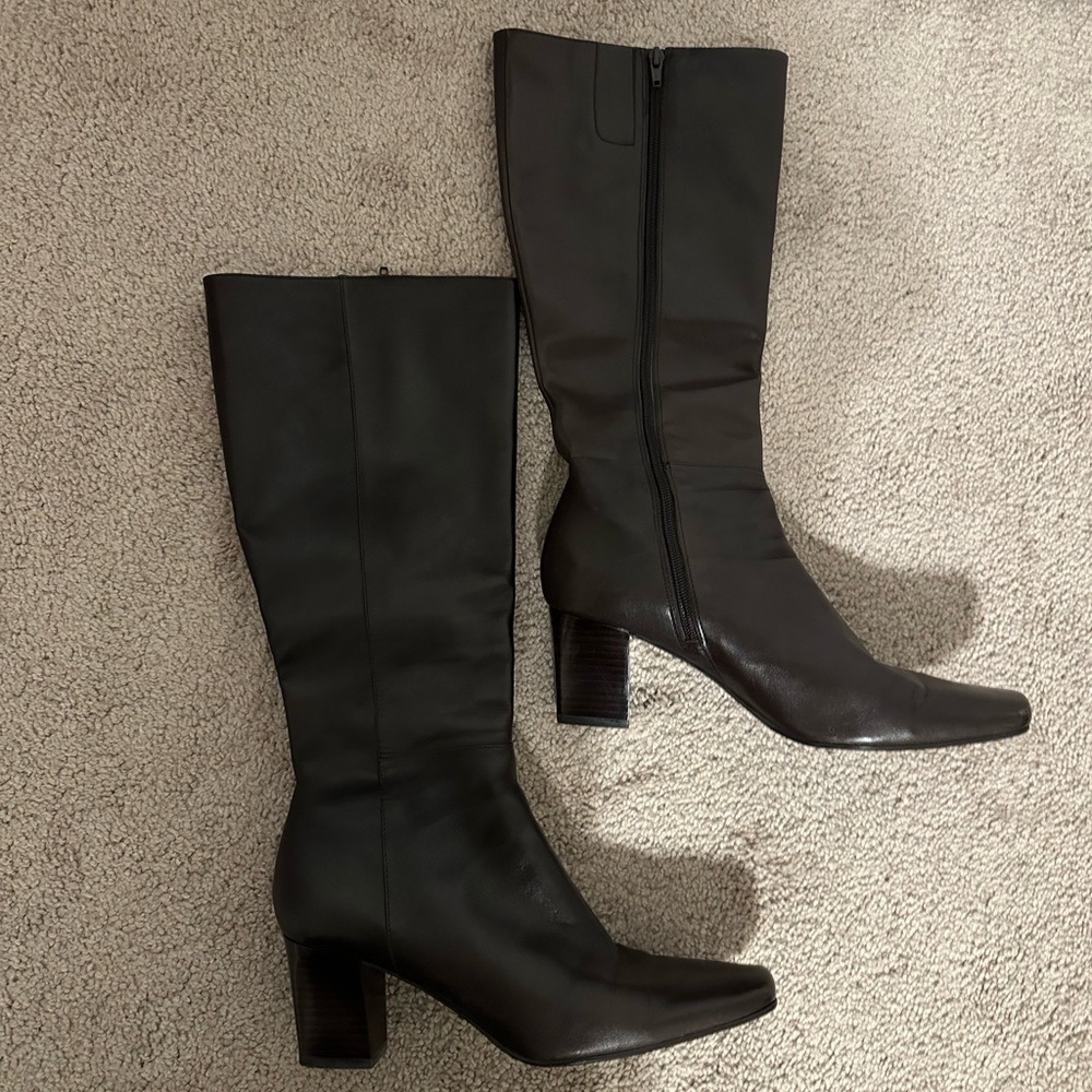 Leather boots